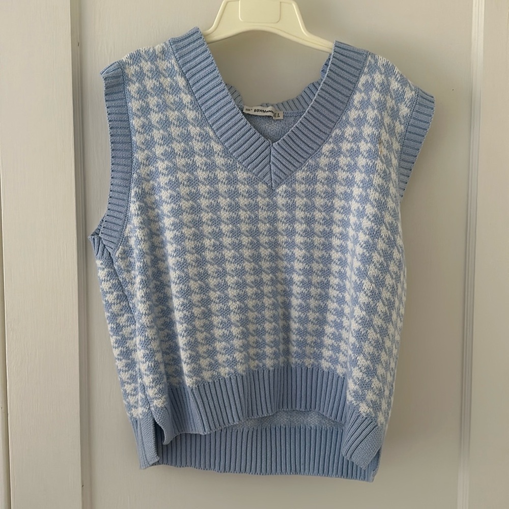 Blue houndstooth sweater vest
